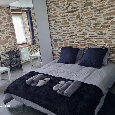 Konukevi Au Bout Du Chemin 4*