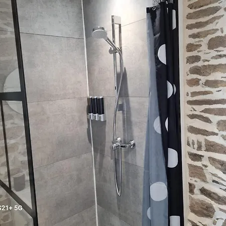 Guest house Au Bout Du Chemin 4*